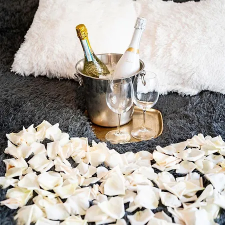 Apartman Royal Roses *